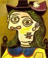 Cabeza de mujer con sombrero morado cubista de 1939 Pablo Picasso